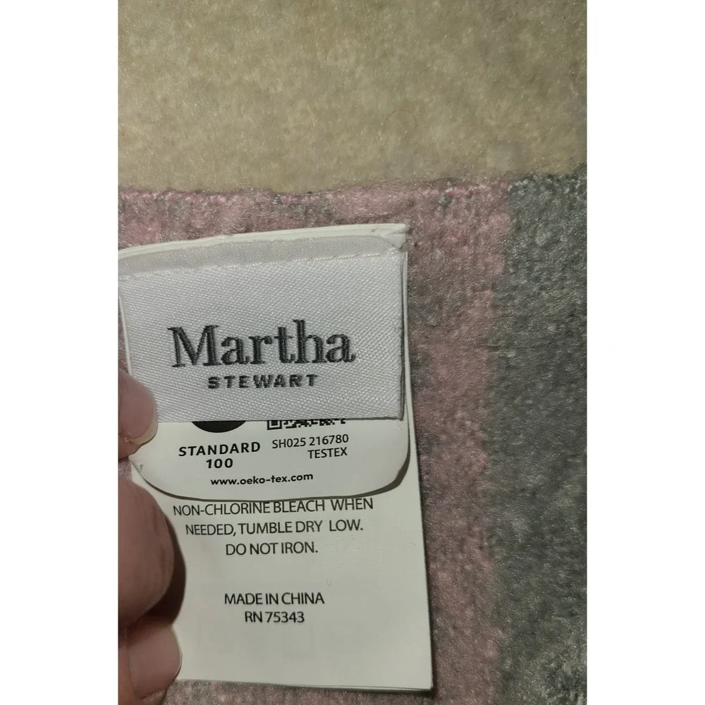 Martha Stewart Decorative Plaid‎ Throw Gray Pink White 72x54 Blanket Soft Warm